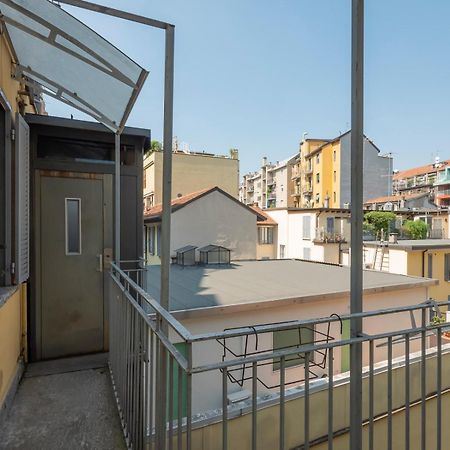 Canonica Attic Apartment Милано Екстериор снимка
