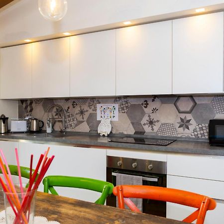 Canonica Attic Apartment Милано Екстериор снимка